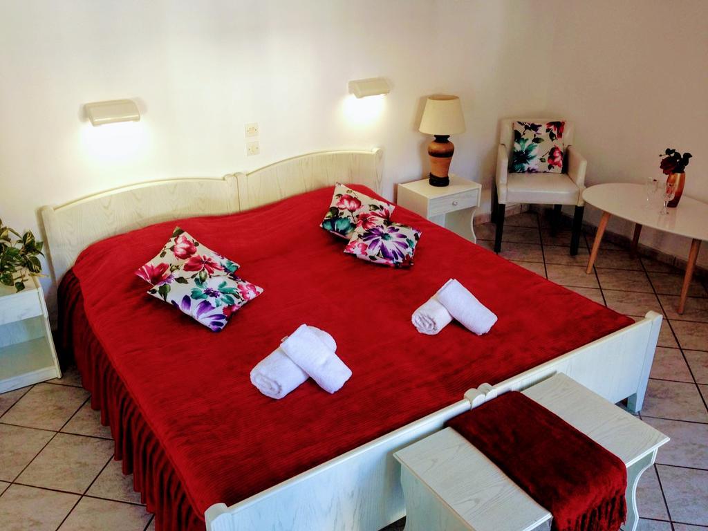 Apart Hotel Blumarin Agios Gordios  Zewnętrze zdjęcie